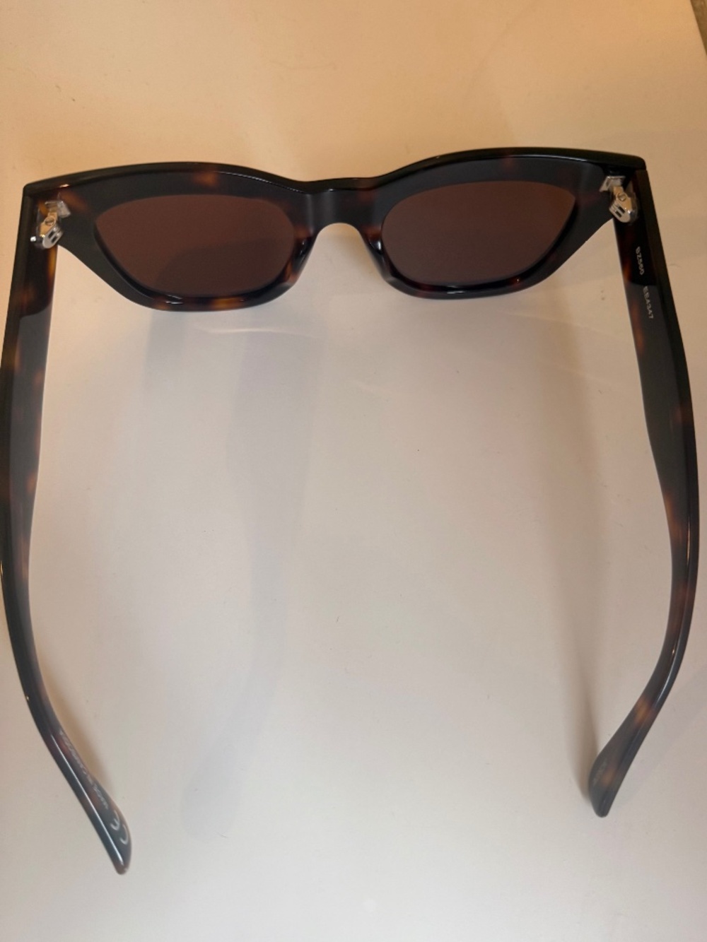 Sunglasses - Picture 3 of 3